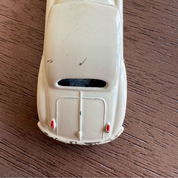 VINTAGE LESNEY MATCHBOX
1957 #32 JAGUAR XK140 - OFF WHITE - GREY WHEELS VERSION - Picture 10 of 11